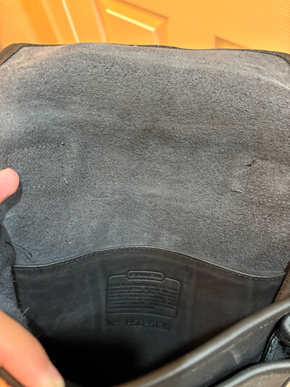 Coach Vintage Willis Black Leather Shoulder Bag - Picture 12 of 13